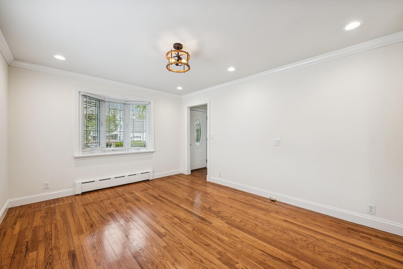 14 Harwich Road, East Rockaway, New York image 21
