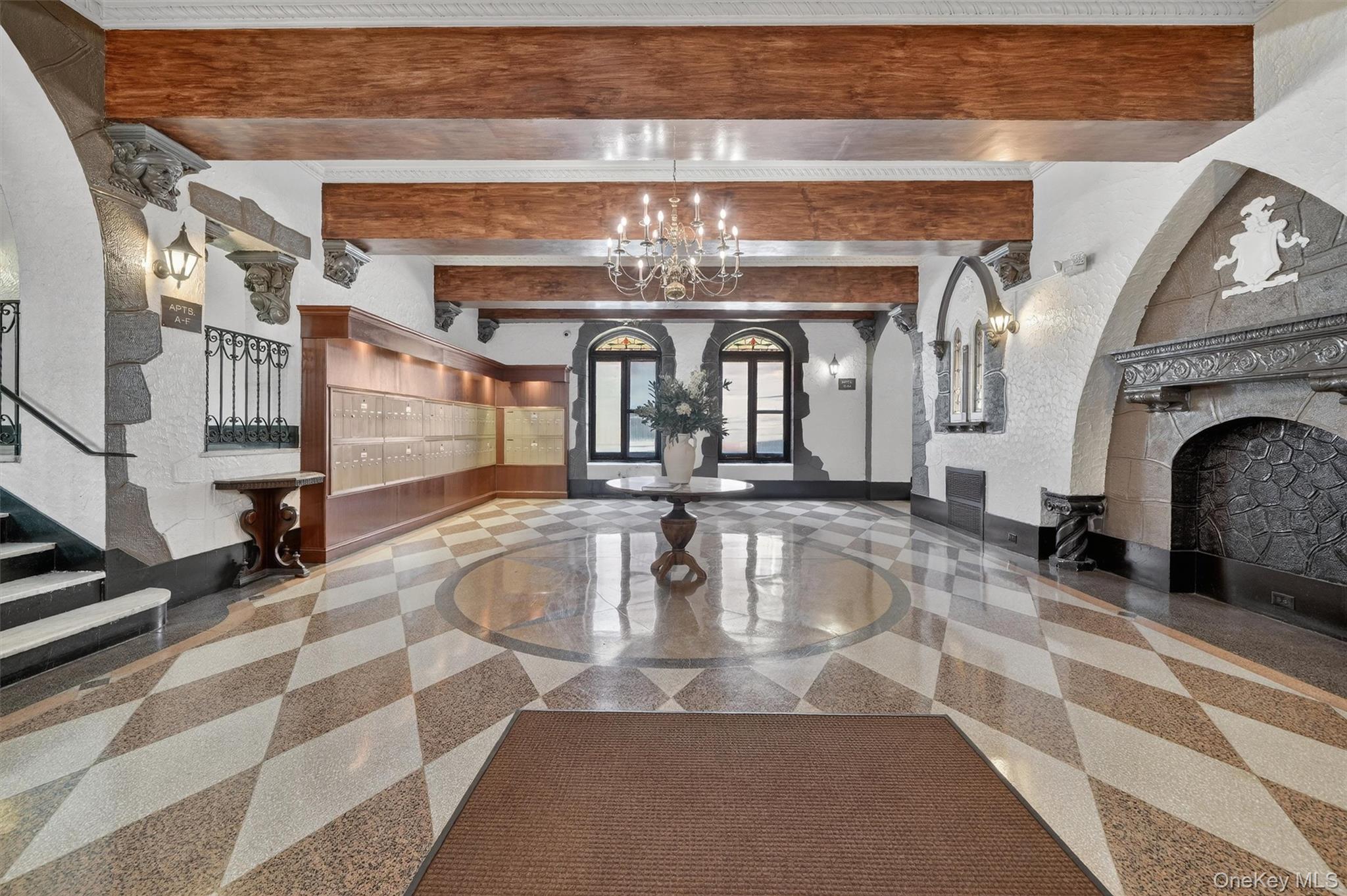 10 Nosband Avenue 1L