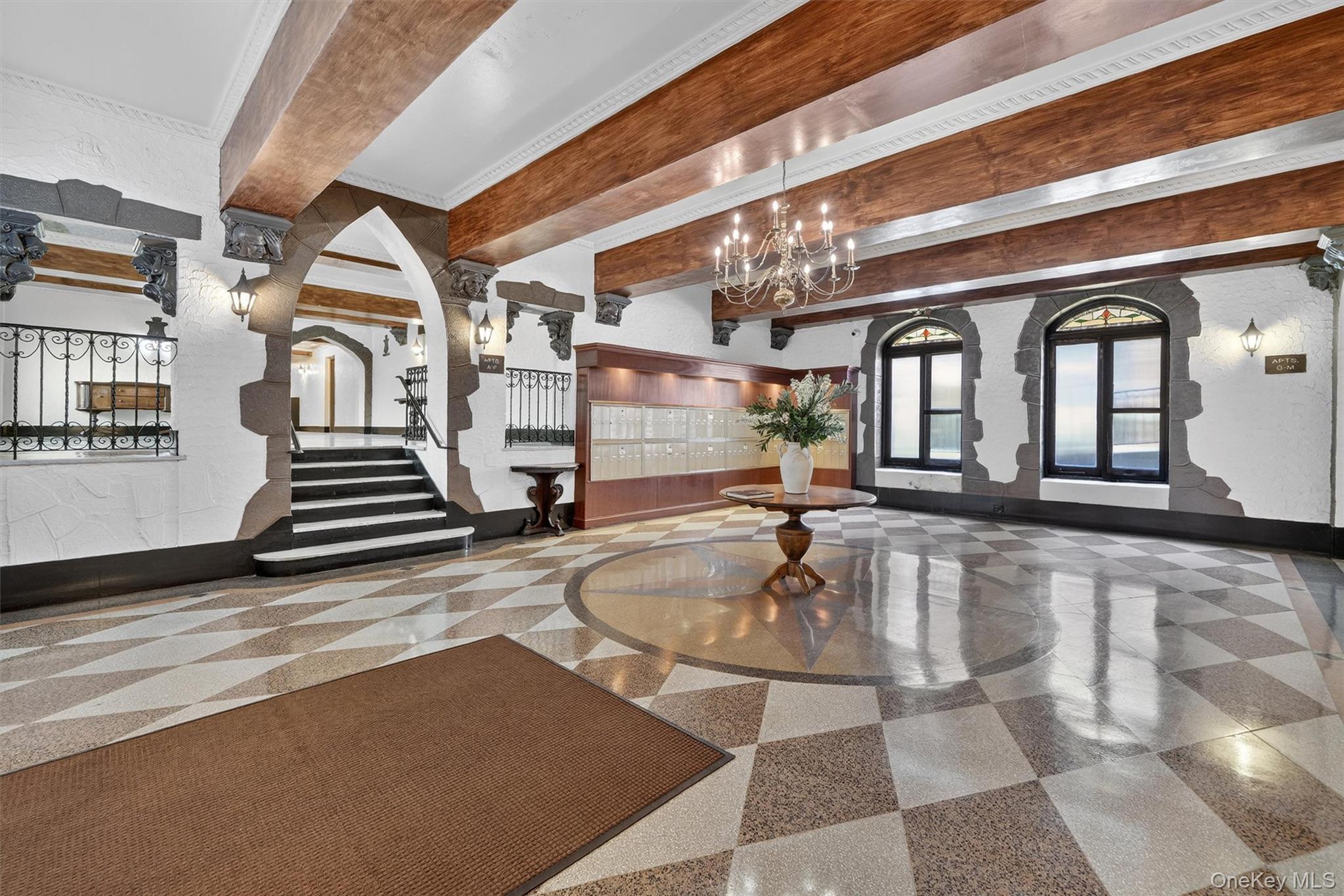 10 Nosband Avenue 1L