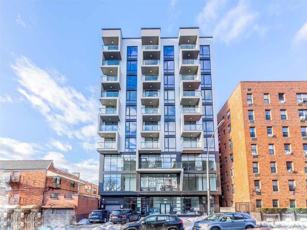 Photo of 134-11 Franklin Avenue #3F, Flushing, NY 11355 (MLS # 964627)