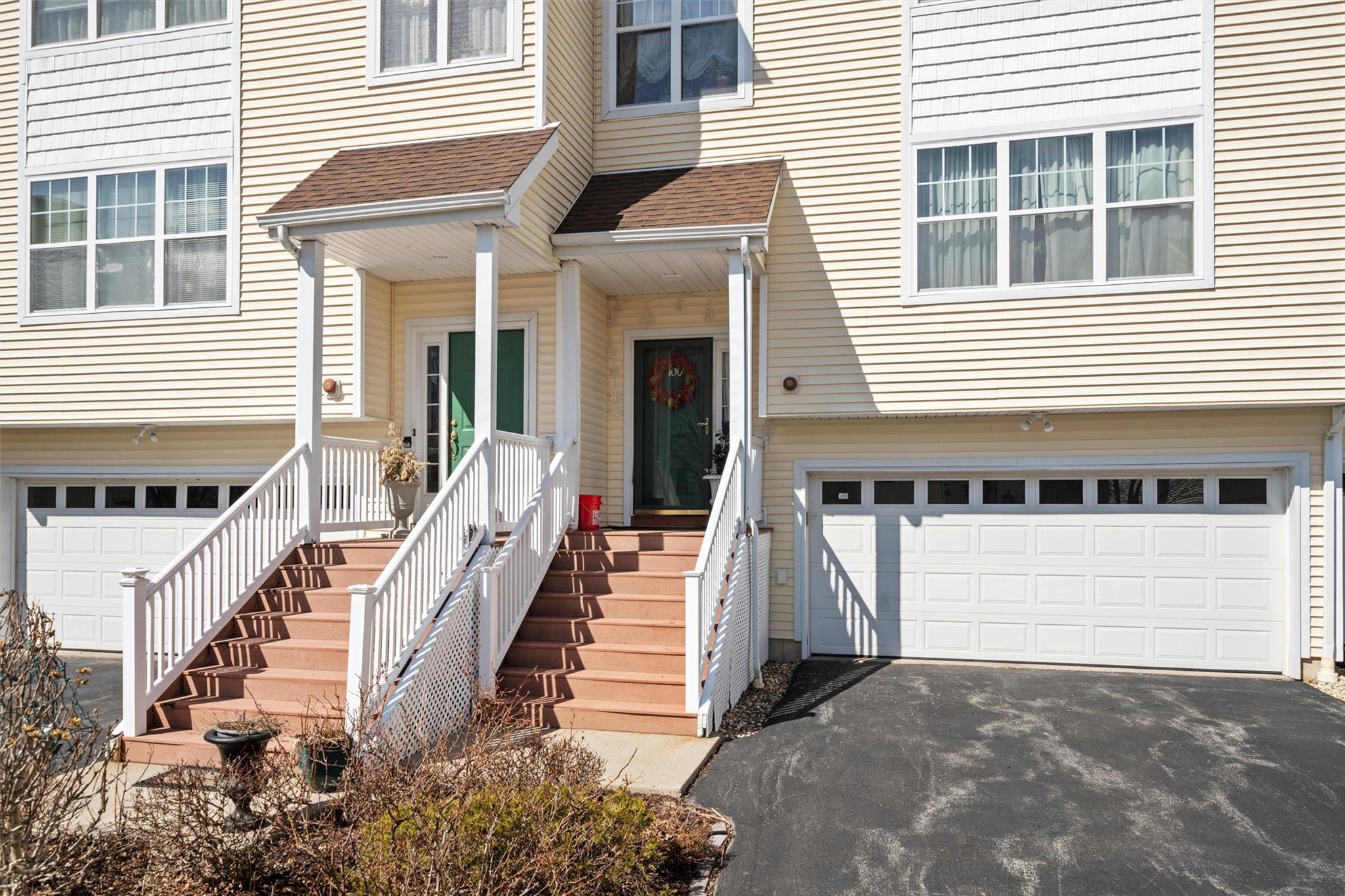 100 Woodlake Drive, Middletown, New York image 3