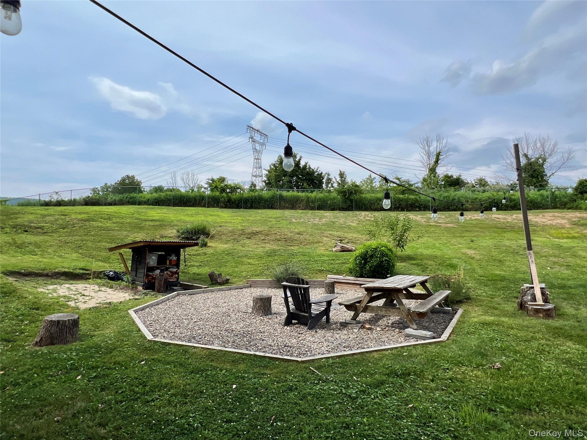 Verplanck, New York 10596, United States, 2 Bedrooms Bedrooms, ,1 BathroomBathrooms,Residential,Active,205712