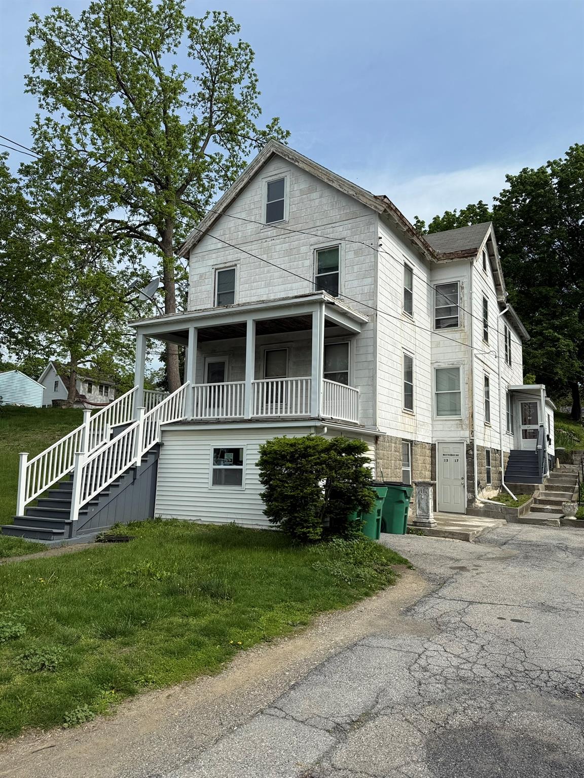 13 Springside Avenue