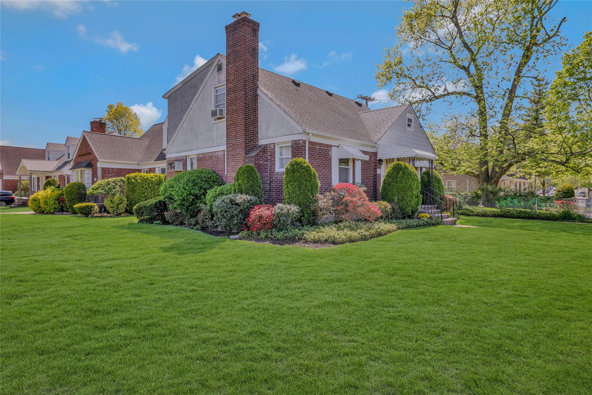 1793 Stewart Avenue, New Hyde Park, New York image 22