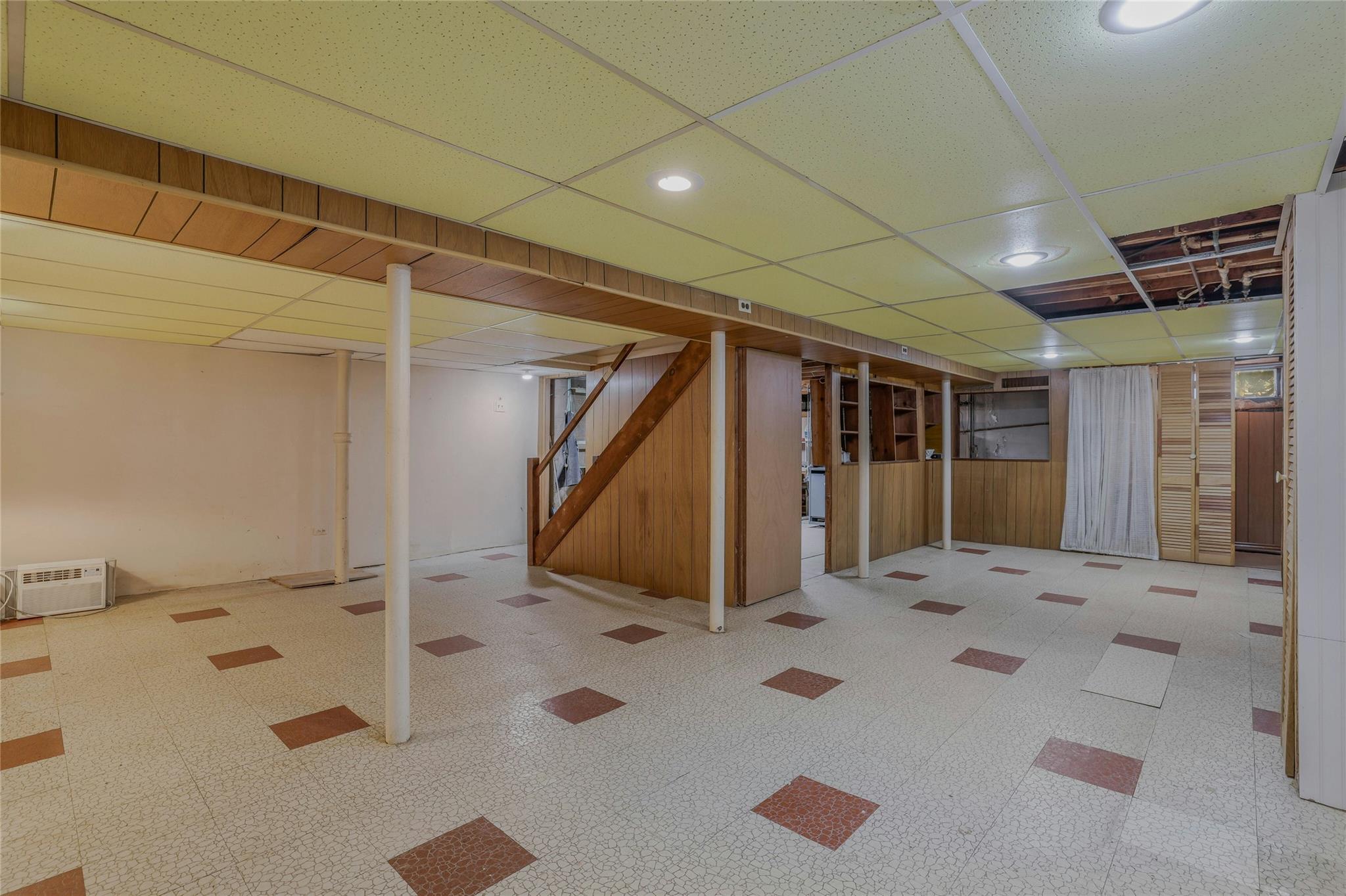 1793 Stewart Avenue, New Hyde Park, New York image 17