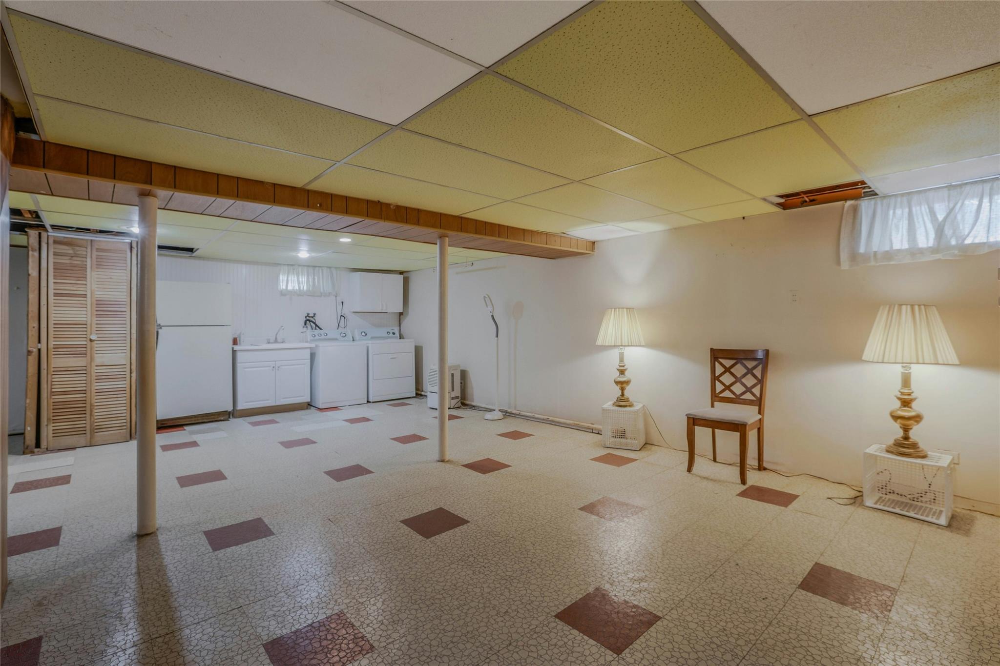 1793 Stewart Avenue, New Hyde Park, New York image 16