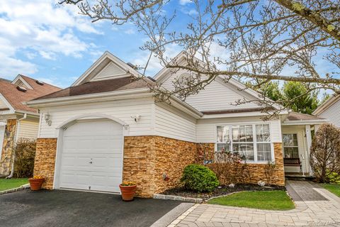 4 Alexandra Drive Middle Island NY 11953