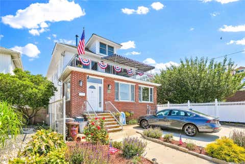 Homes For Sale - 118-07 Beach Channel Drive<br/> Queens County, Rockaway Park, NY 11694