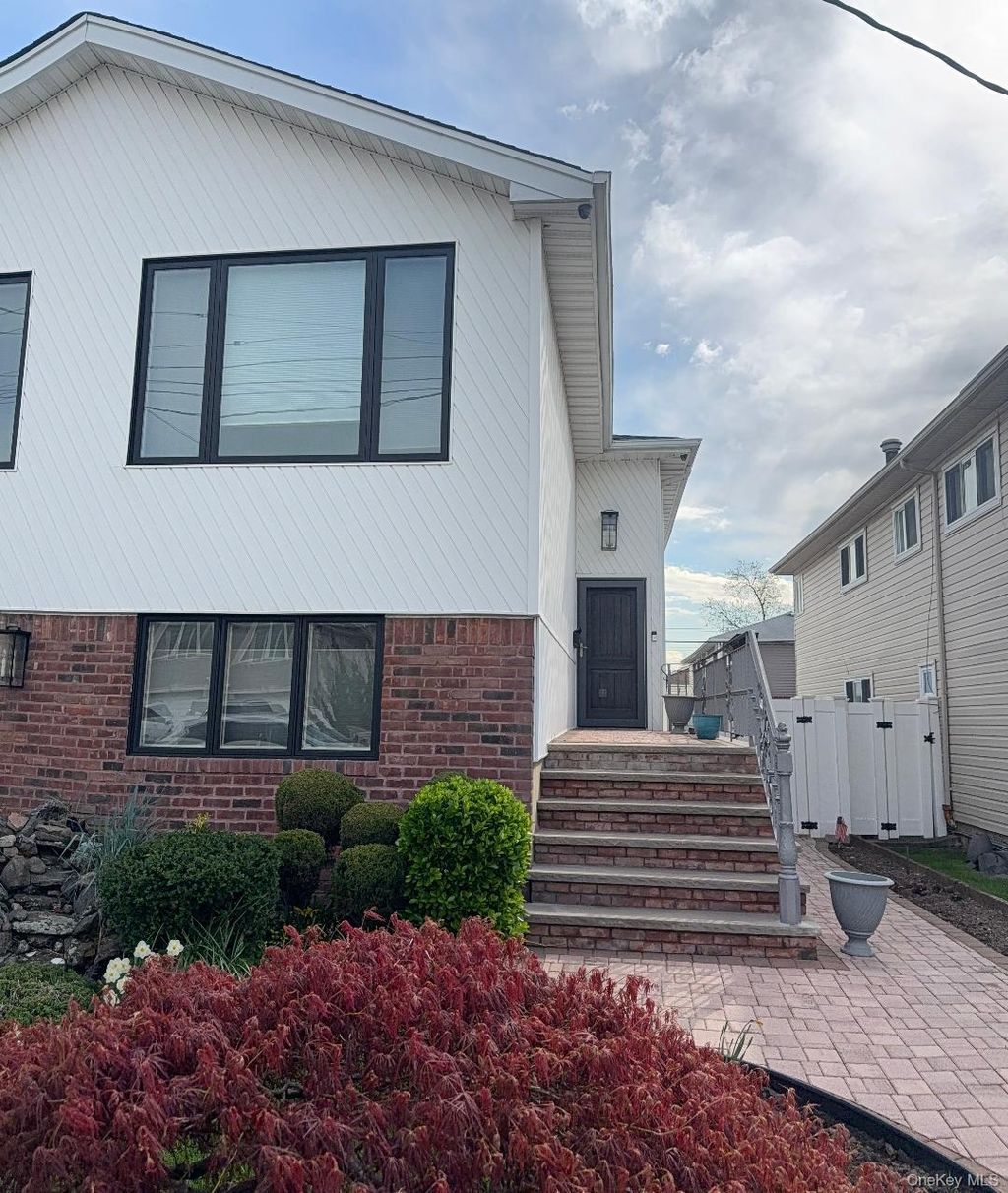 Photo of 16207 85th Street, Howard Beach, NY 11414 (MLS # 987794)