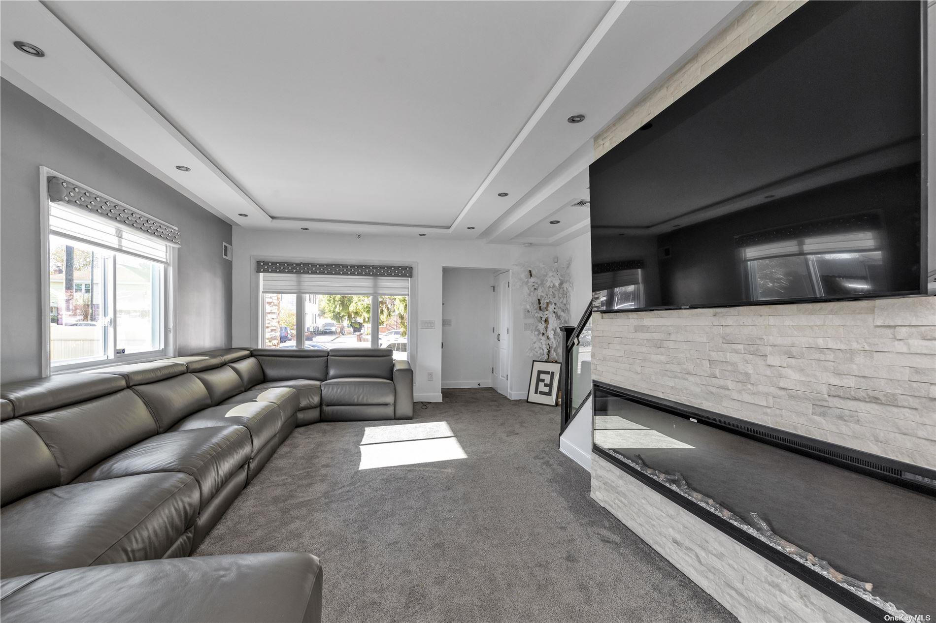 72-05 164th Street, Fresh Meadows, New York image 4