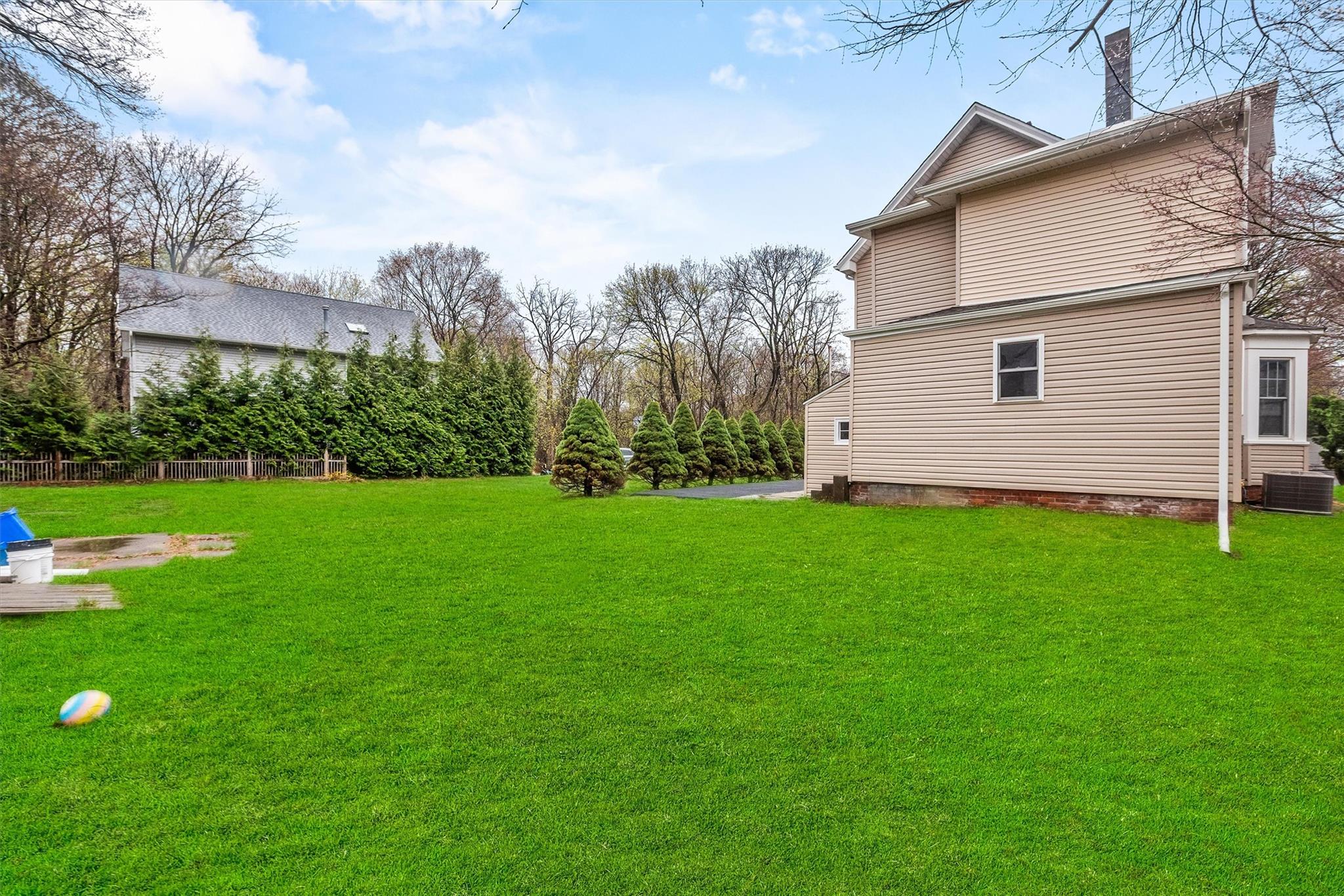 78 E Maltbie Avenue, Suffern, New York image 45