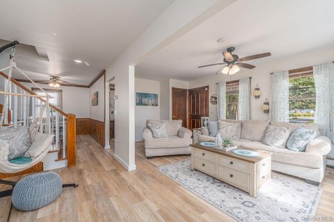 Photo of 920 Bray Avenue, Laurel, NY 11948 (MLS # 919887)