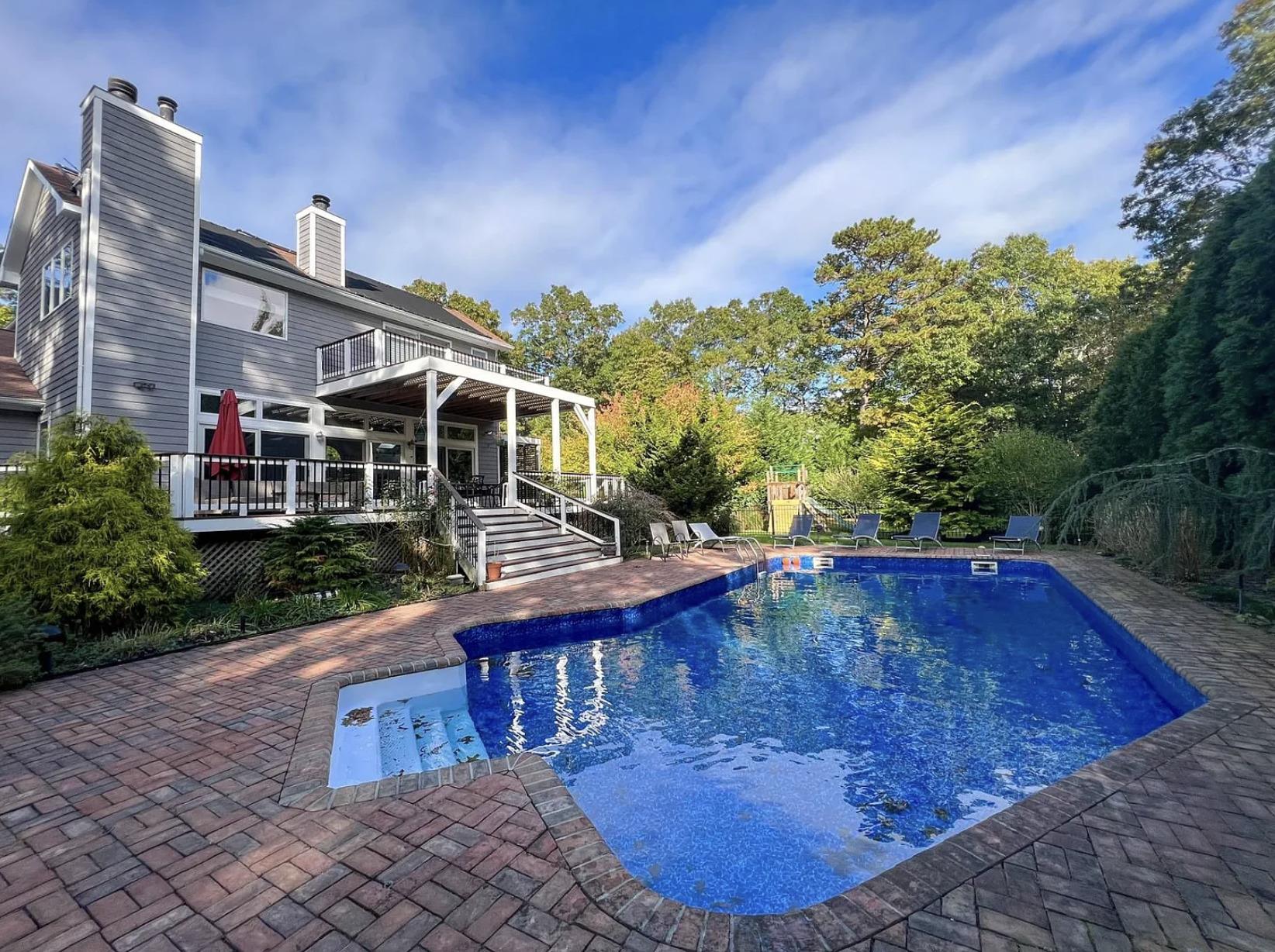 4 Douglas Court, Hampton Bays, New York image 6