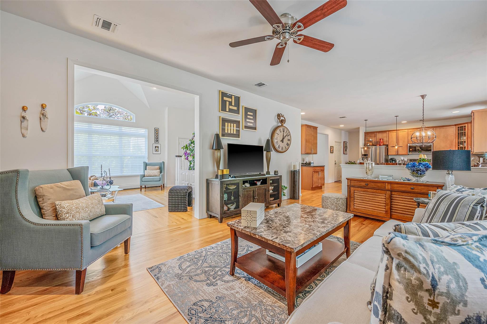 9 Nydia Court, Yaphank, New York image 11