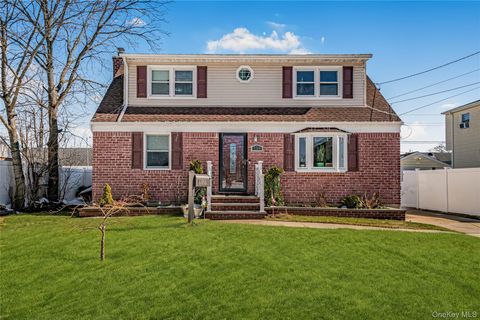 739 N Ascan Street, Elmont, NY 11003 - MLS#: 966642