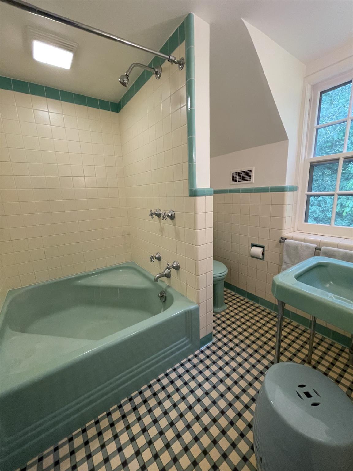 124 Seven Bridges Road, Chappaqua, New York image 21