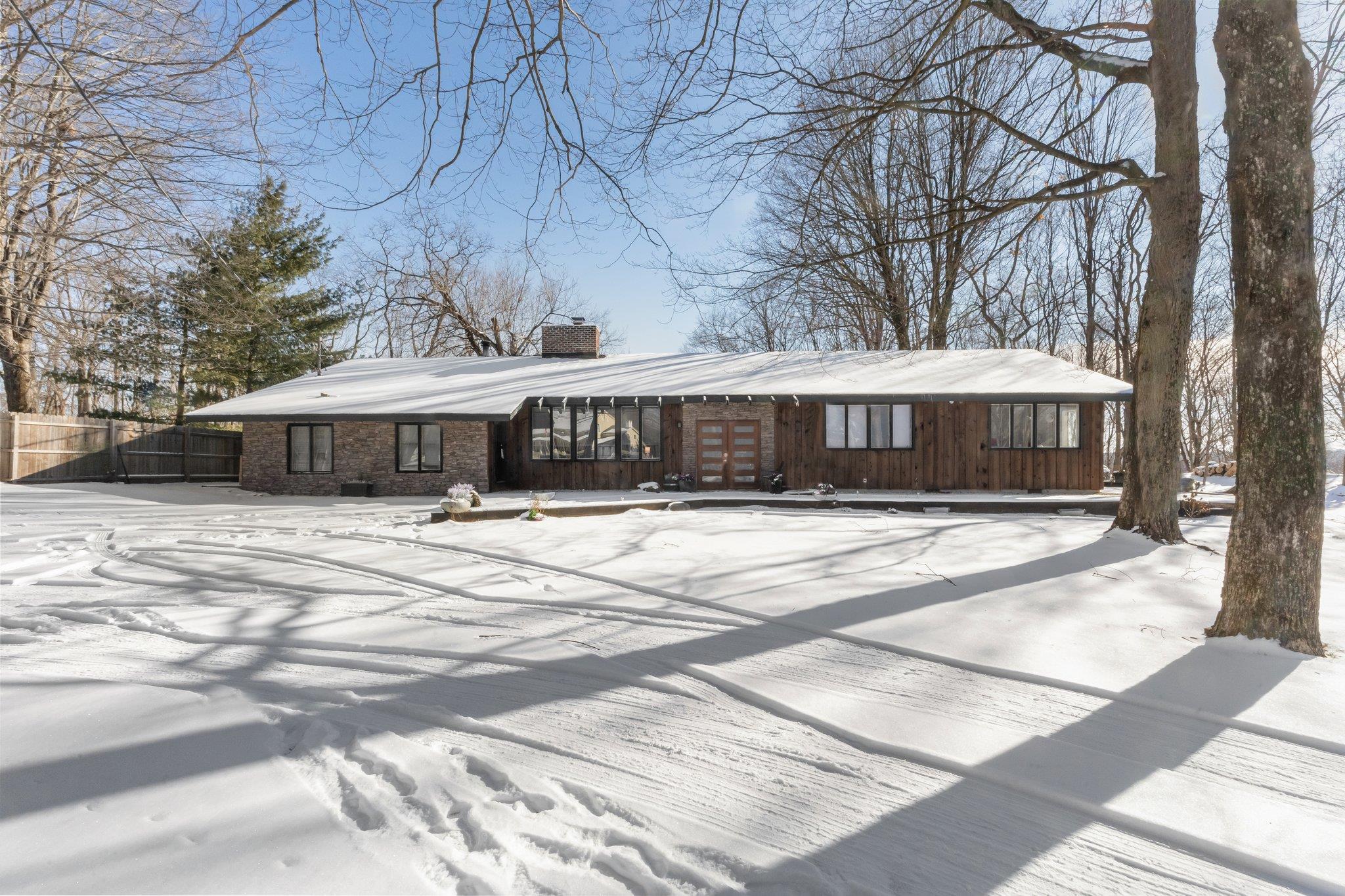 Salem Road, Pound Ridge, New York - 4 Bedrooms  
2 Bathrooms - 