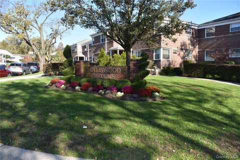 Photo of 19822 Pompeii Avenue #1A, Holliswood, NY 11423 (MLS # 1029208)