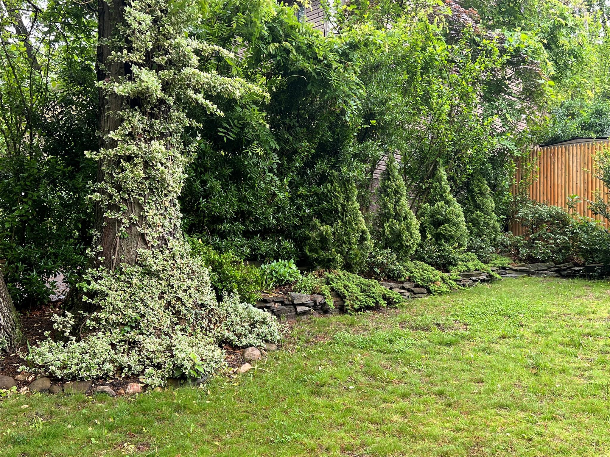 32 Flowerfield Road, Sound Beach, New York image 27