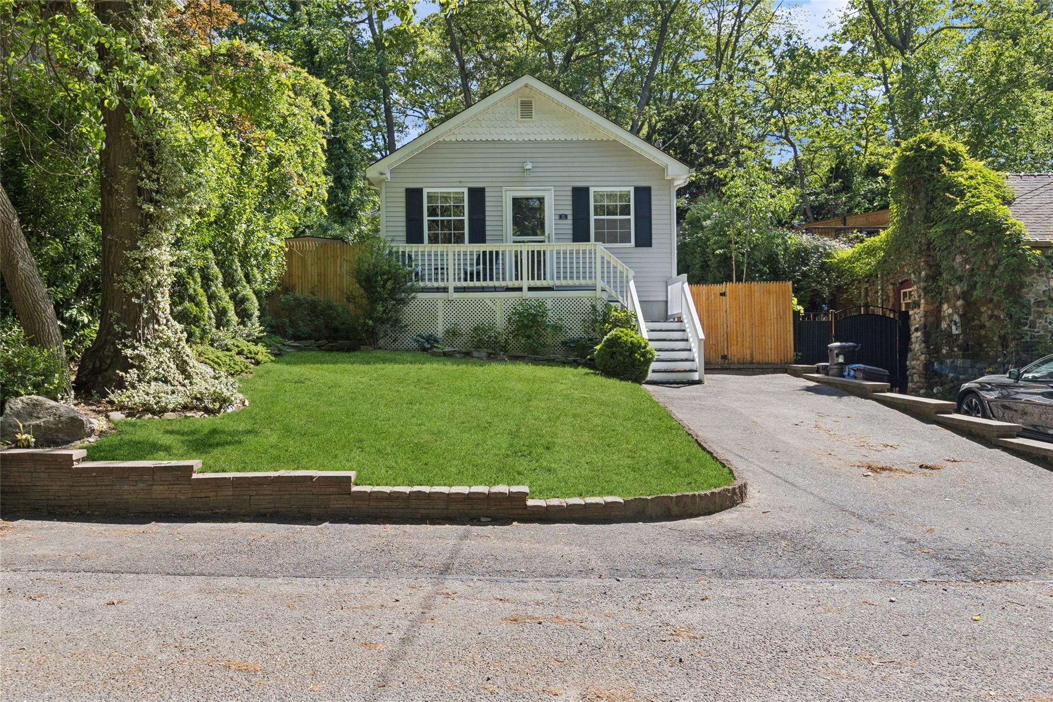 32 Flowerfield Road, Sound Beach, New York image 1