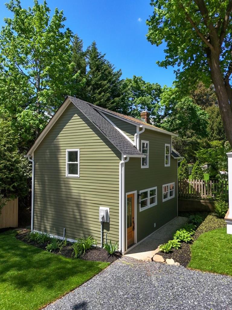 68 Glenlawn Avenue