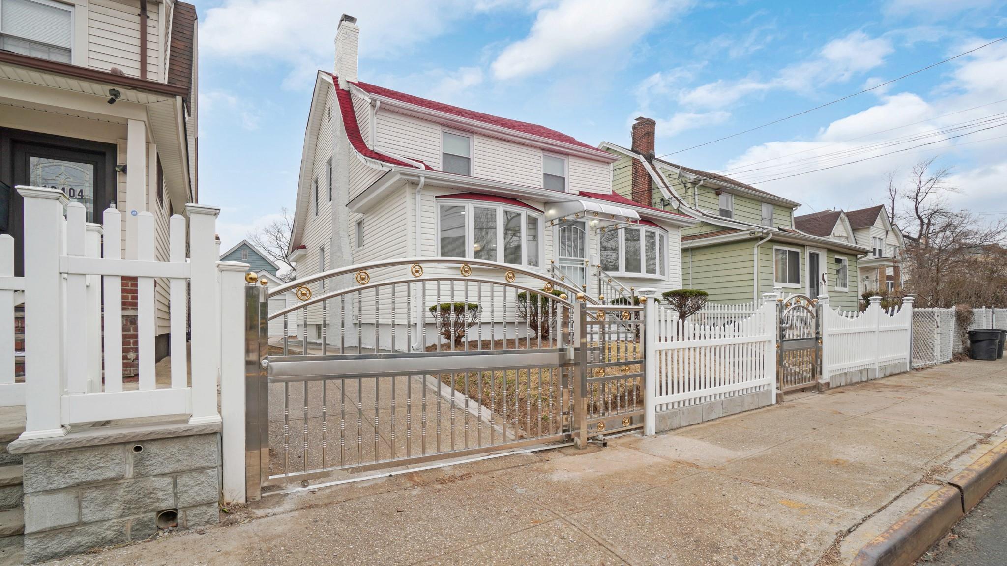 103-24 Farmers Boulevard, Hollis, New York image 2