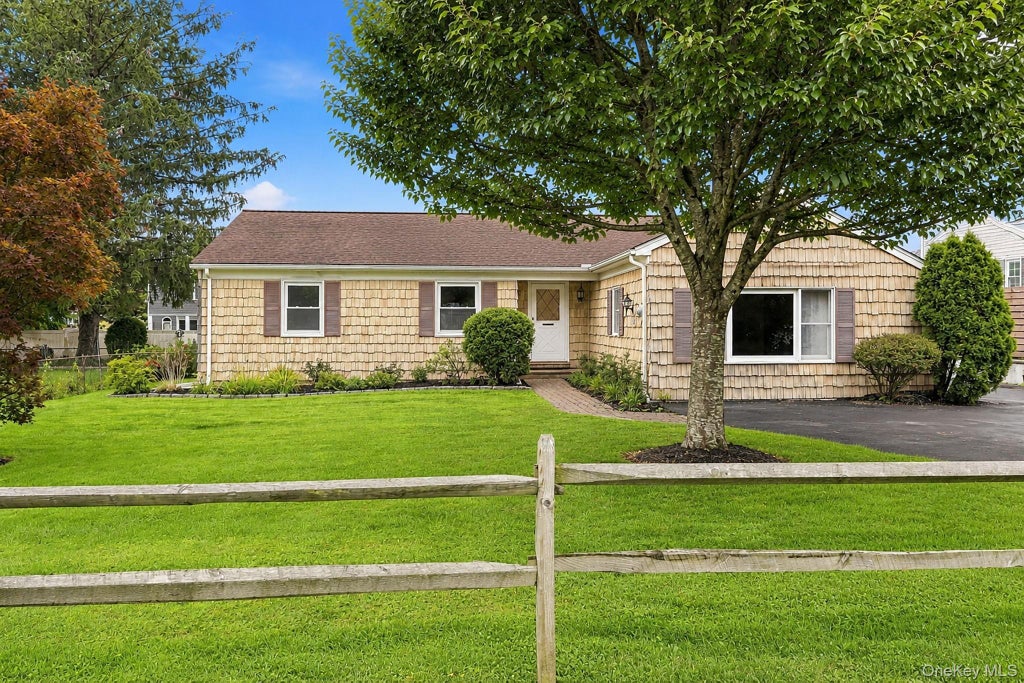 Photo of 263 Willis Avenue, Hawthorne, NY 10532 (MLS # 1034882)