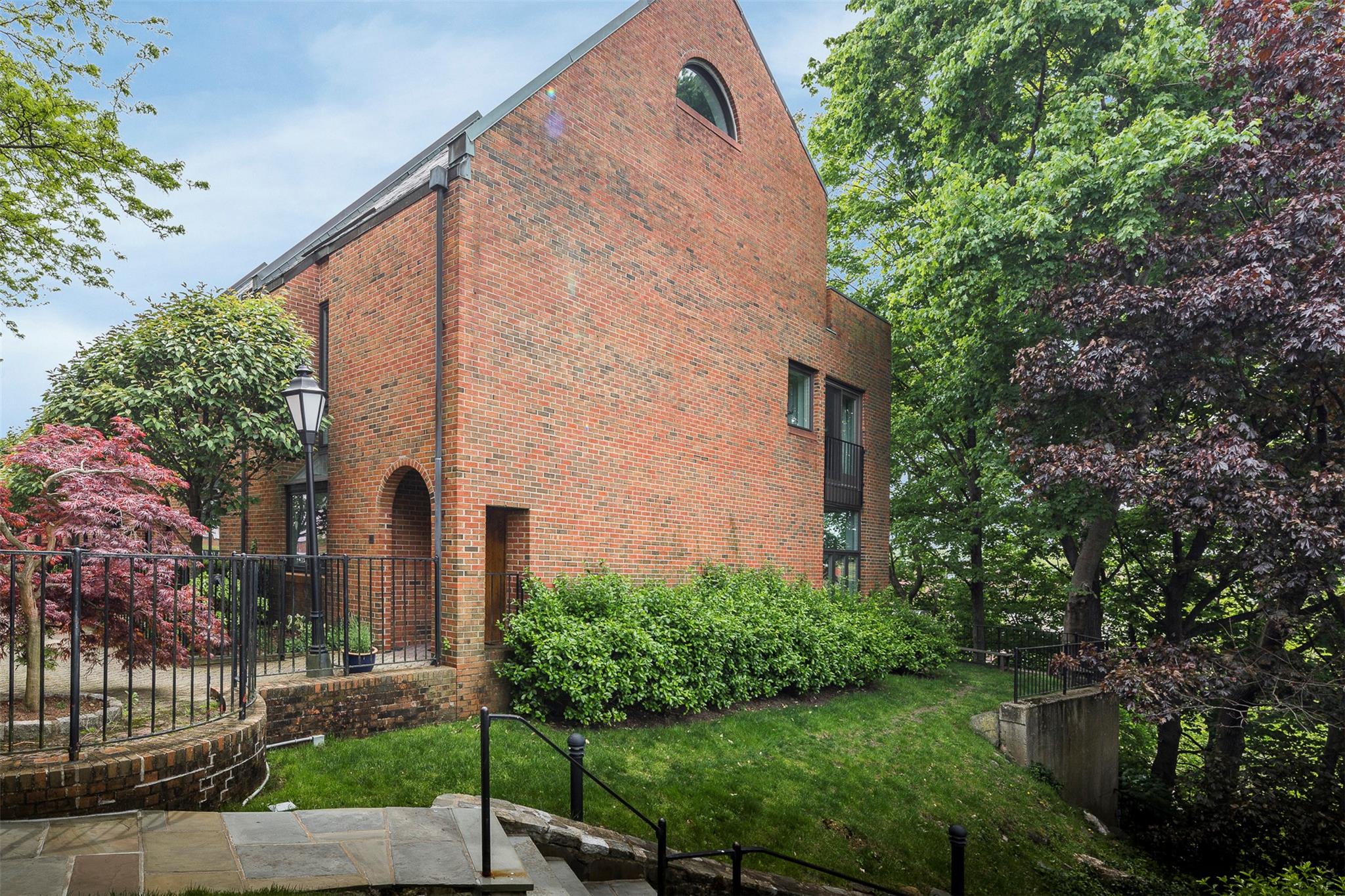 22 Gramatan Court, Bronxville, New York image 35