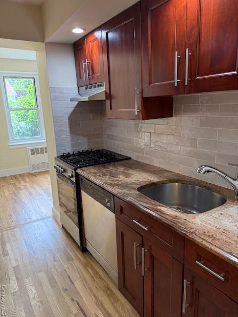 Photo of 250 W Merrick Road #2R, Freeport, NY 11520 (MLS # 895168)