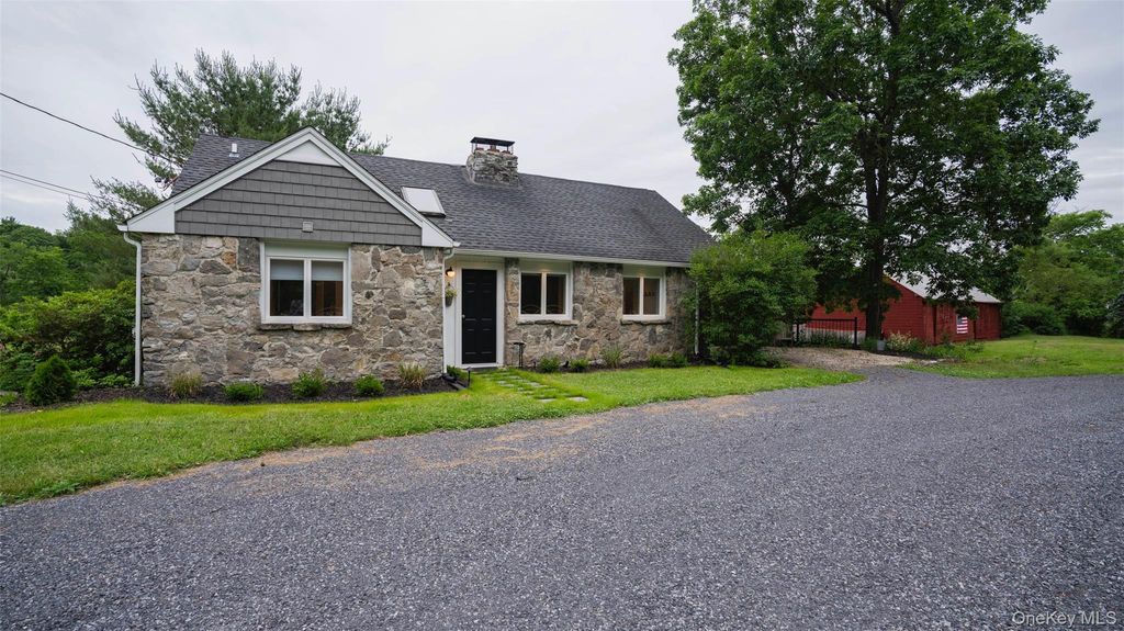 Photo of 334 Lake Drive, Rhinebeck, NY 12572 (MLS # 999816)