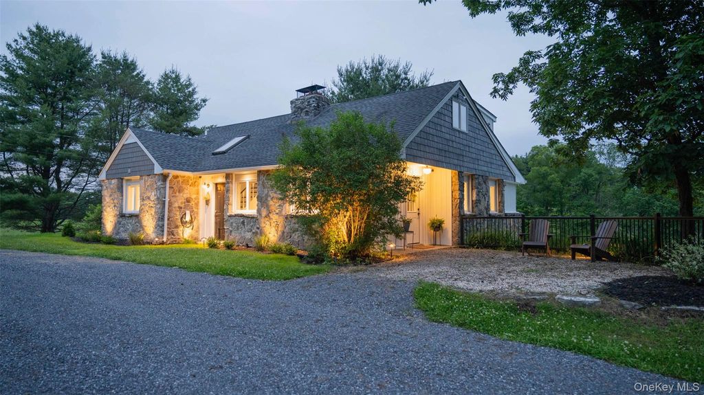 Photo of 334 Lake Drive, Rhinebeck, NY 12572 (MLS # 999816)