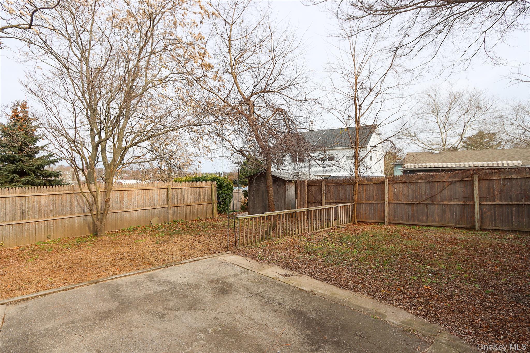 Glen Cove, New York 11542, United States, 3 Bedrooms Bedrooms, ,3 BathroomsBathrooms,Residential,Active,217831