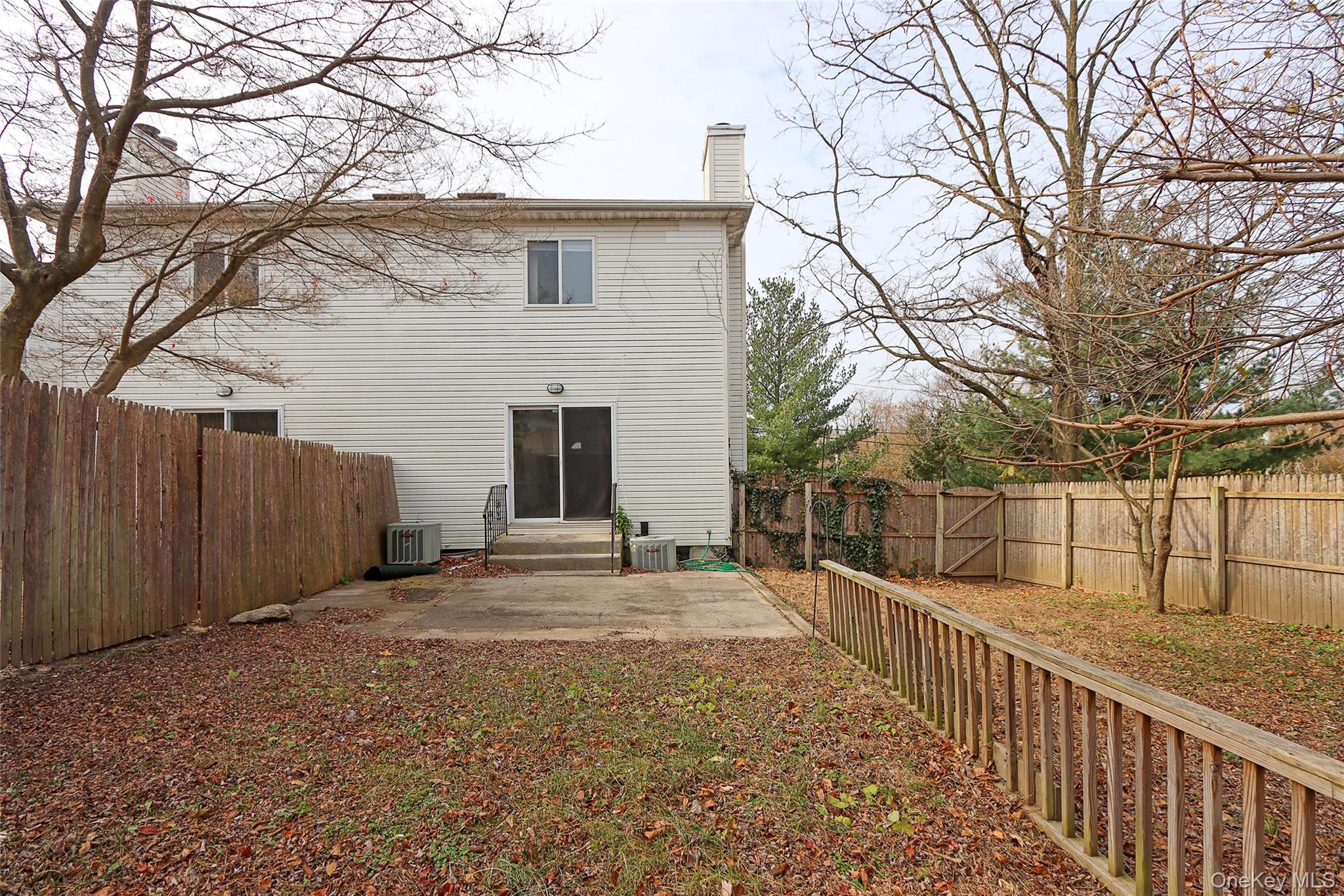 Glen Cove, New York 11542, United States, 3 Bedrooms Bedrooms, ,3 BathroomsBathrooms,Residential,Active,217831