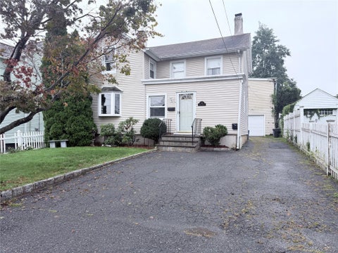 Photo of 20 Devoe Street, Dobbs Ferry, NY 10522 (MLS # 1046301)