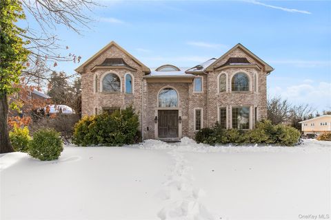 12 Knollwood Road, Roslyn, NY 11576 - MLS#: 946331