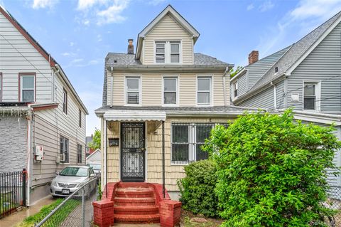Photo of 21511 111th Road, Queens Village, NY 11429 (MLS # 924607)
