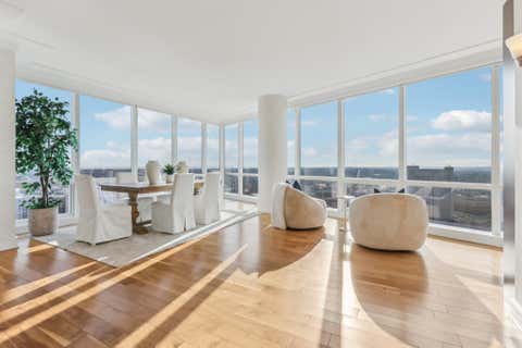 Featured picture for the property 806519