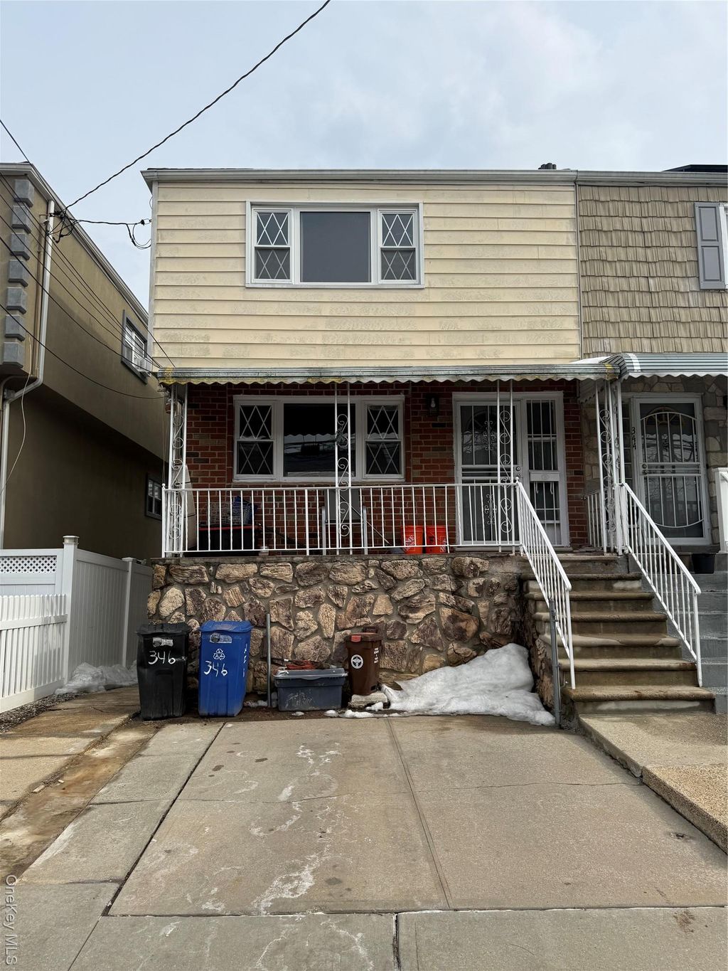 Photo of 346 Brinsmade Avenue, Bronx, NY 10465 (MLS # 962072)