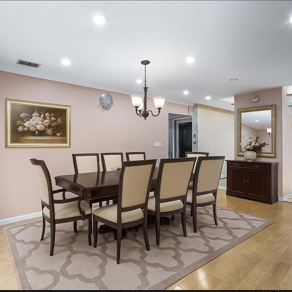 418 Old Courthouse Rd