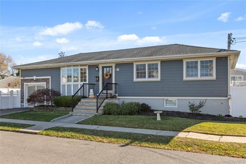 12 Georgia Road Amityville NY 11701