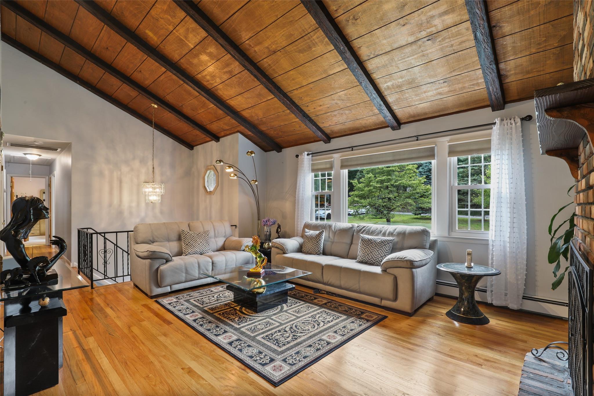 514 Saw Mill River Road, Millwood, New York image 4