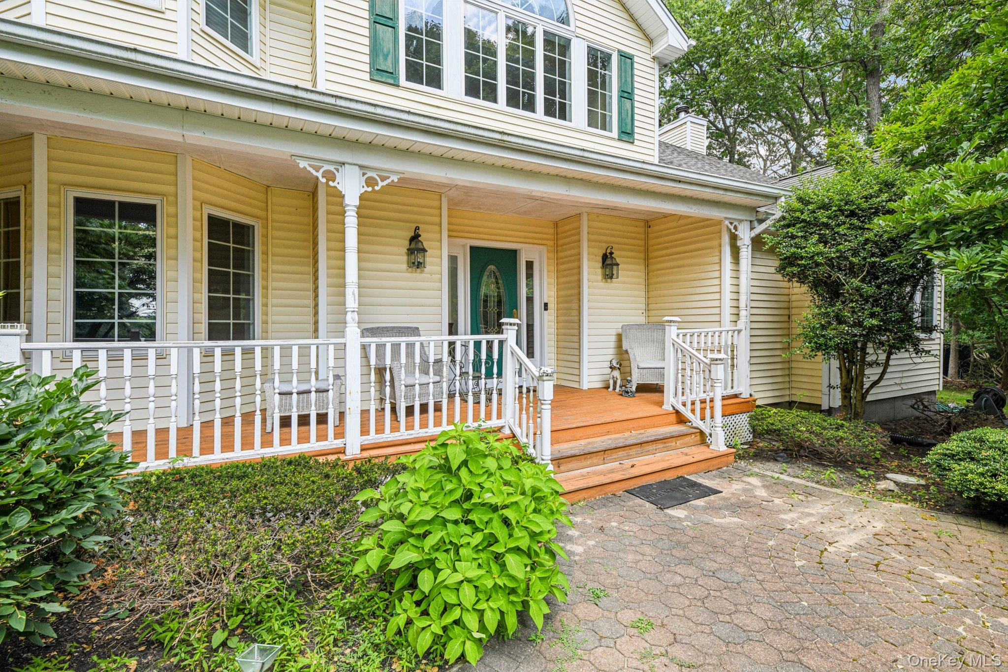 10 Bryan Meadow Path