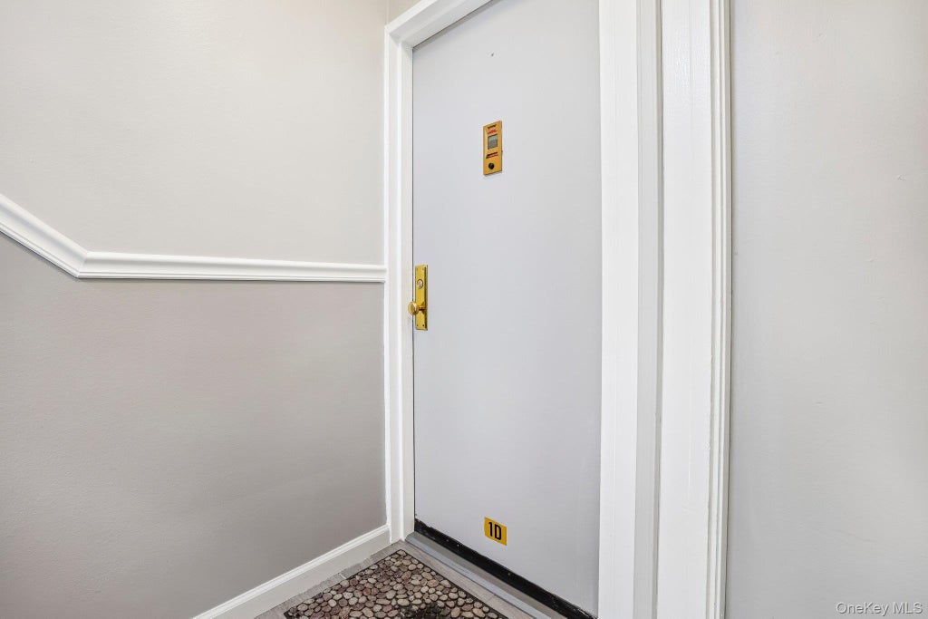Photo of 8 Dehaven Drive #1D, Yonkers, NY 10703 (MLS # 1037820)