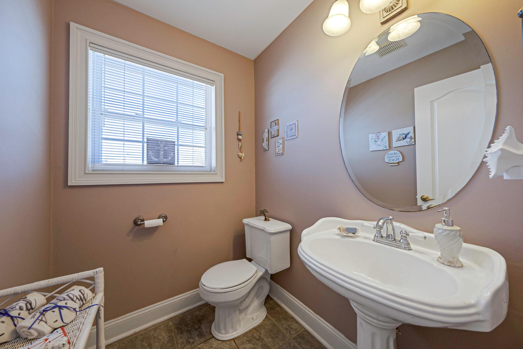97 Grandview Drive, Shirley, New York image 11