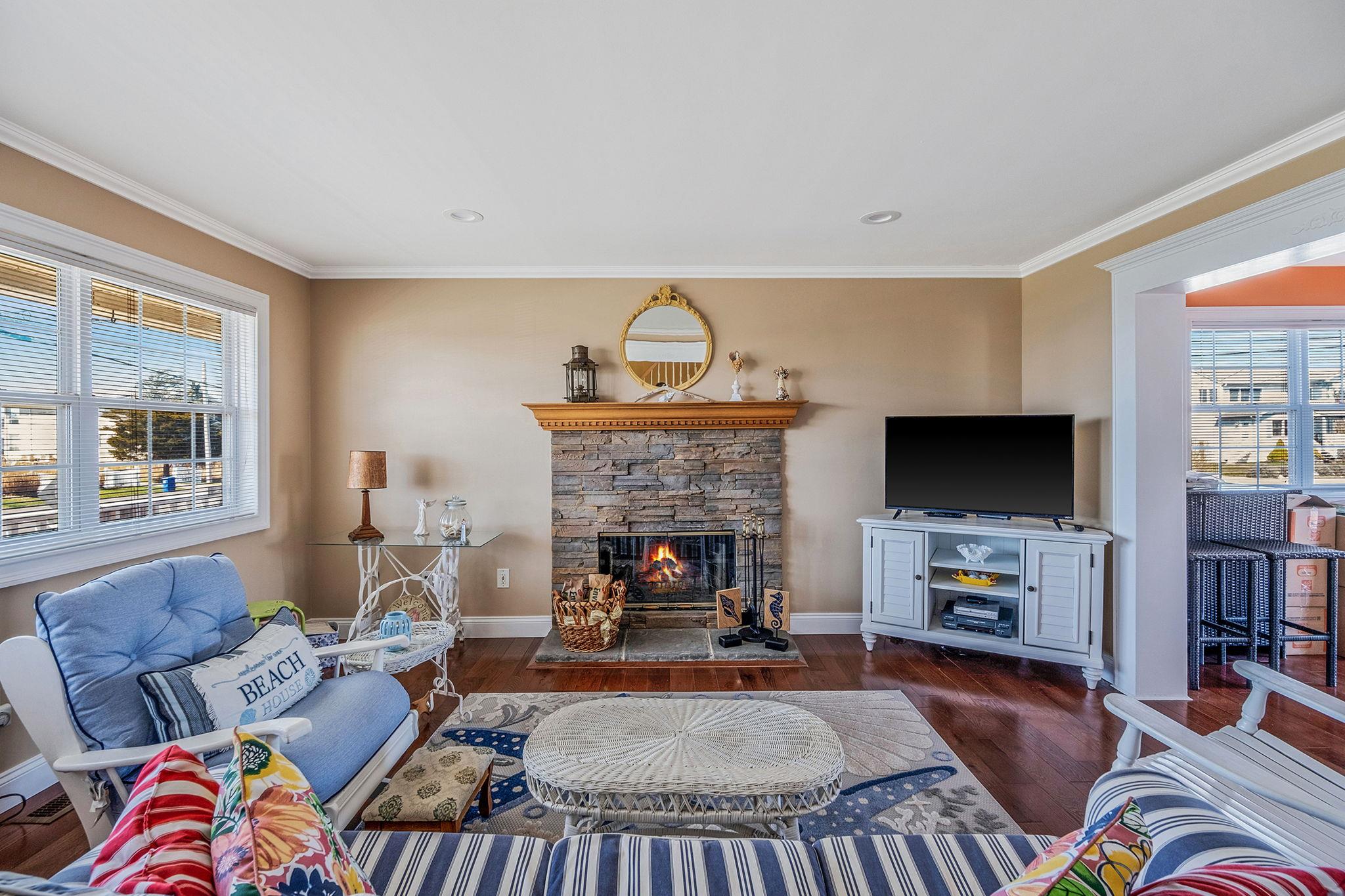 97 Grandview Drive, Shirley, New York image 7