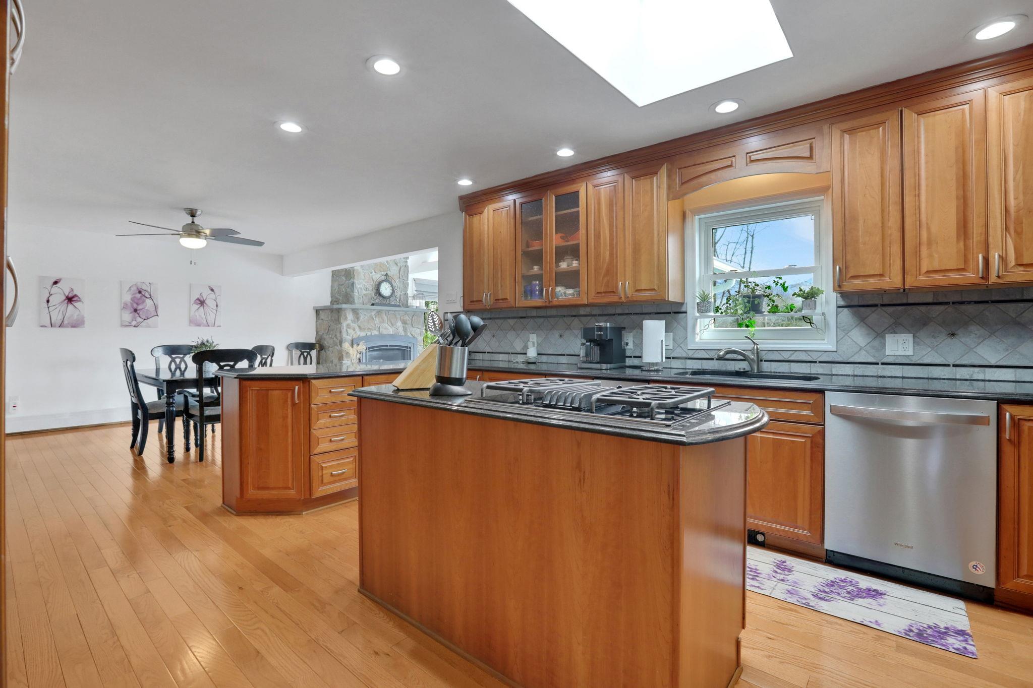 5 Wodenethe Drive, Beacon, New York image 2