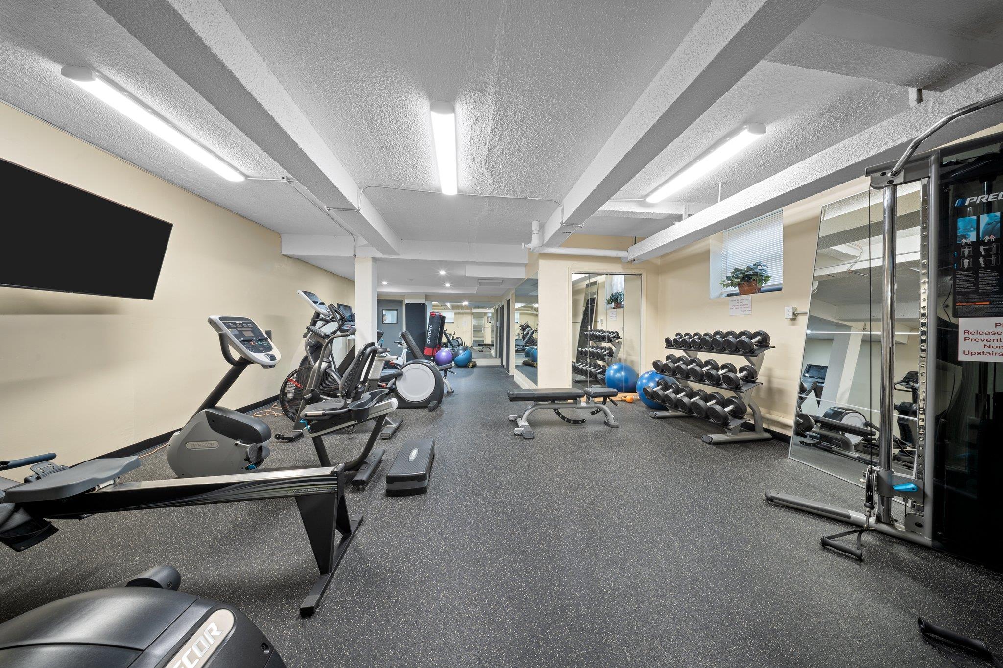 100-11 67th Road Rd #408, Forest Hills, New York image 10