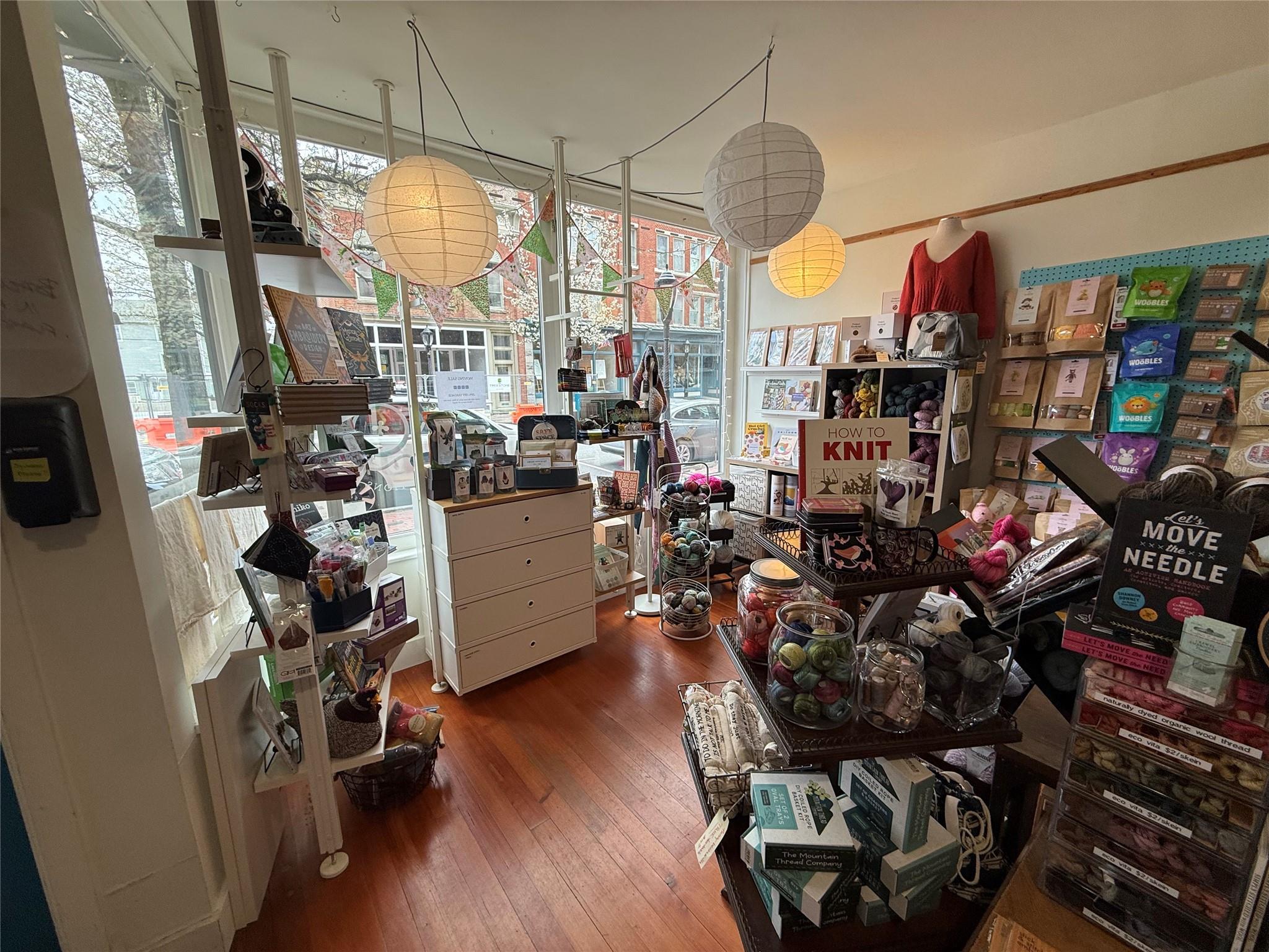 Beacon, New York 12508, United States, ,Residential,Active,127709