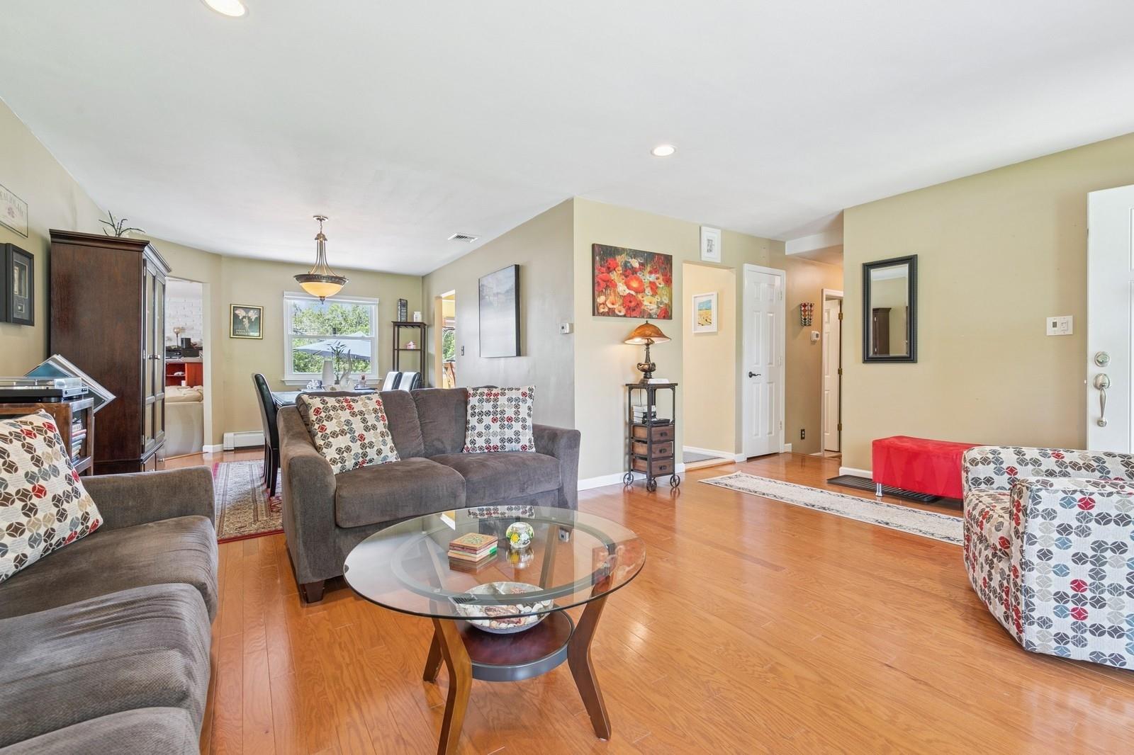 4 Winfield Davis Drive, Coram, New York image 6