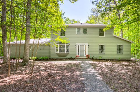 19 Oak Crest Drive Highland NY 12528